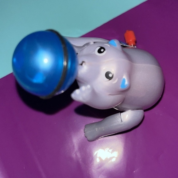 Z Wind-Ups Chilly Performing Polar Bear Windup Toy - Picture 4 of 6